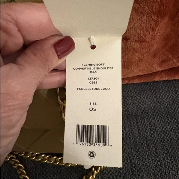 Brand New Tory Burch large Fleming Bag - Picture 5 of 6